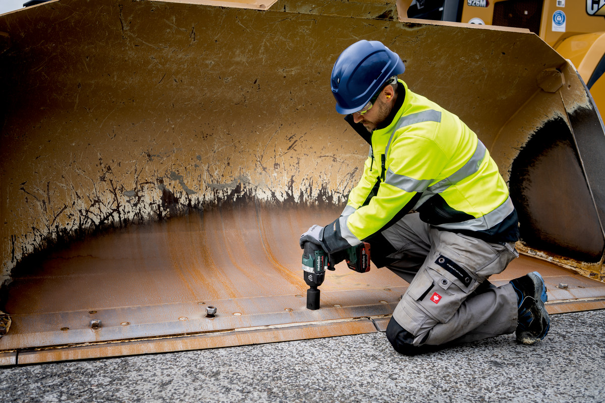 SSW 18 LTX 1750 BL Avvitatore a massa battente a batteria