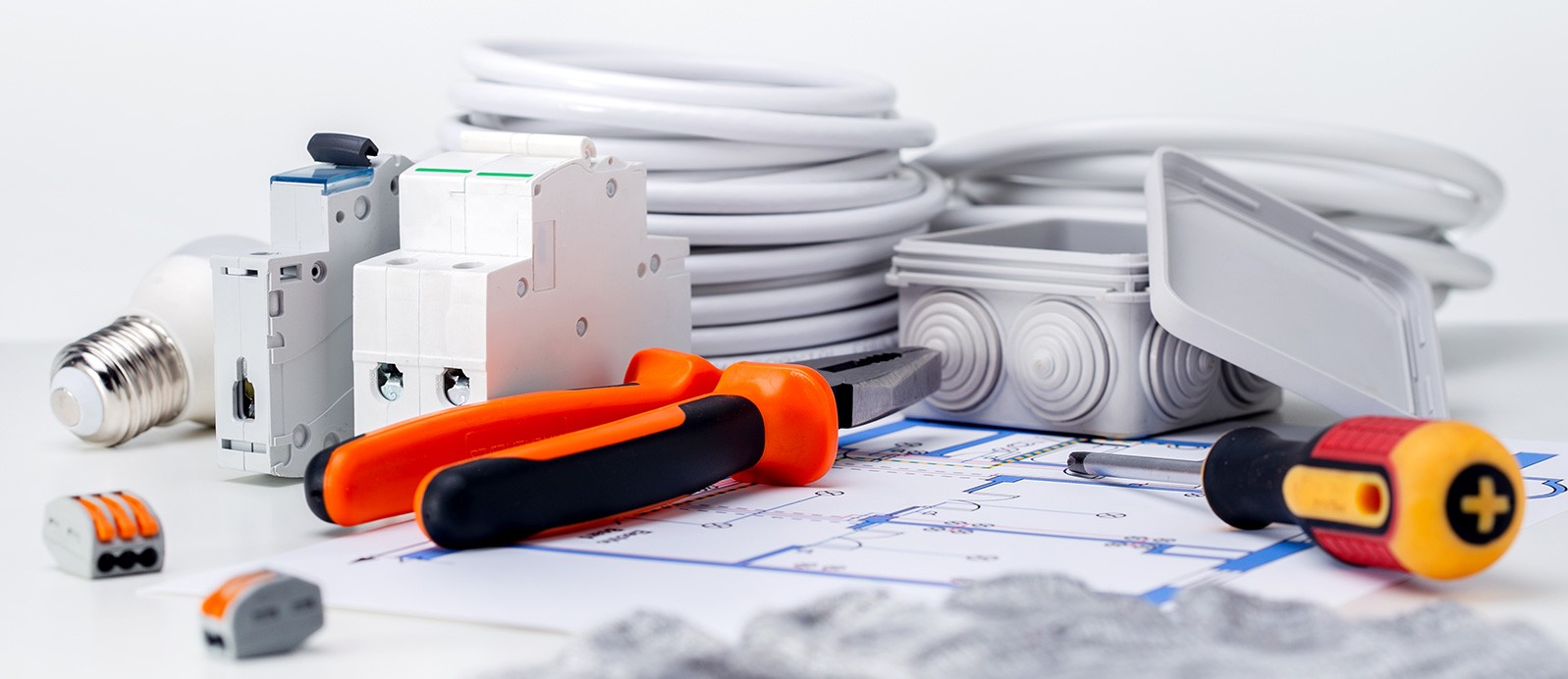Materiale elettrico